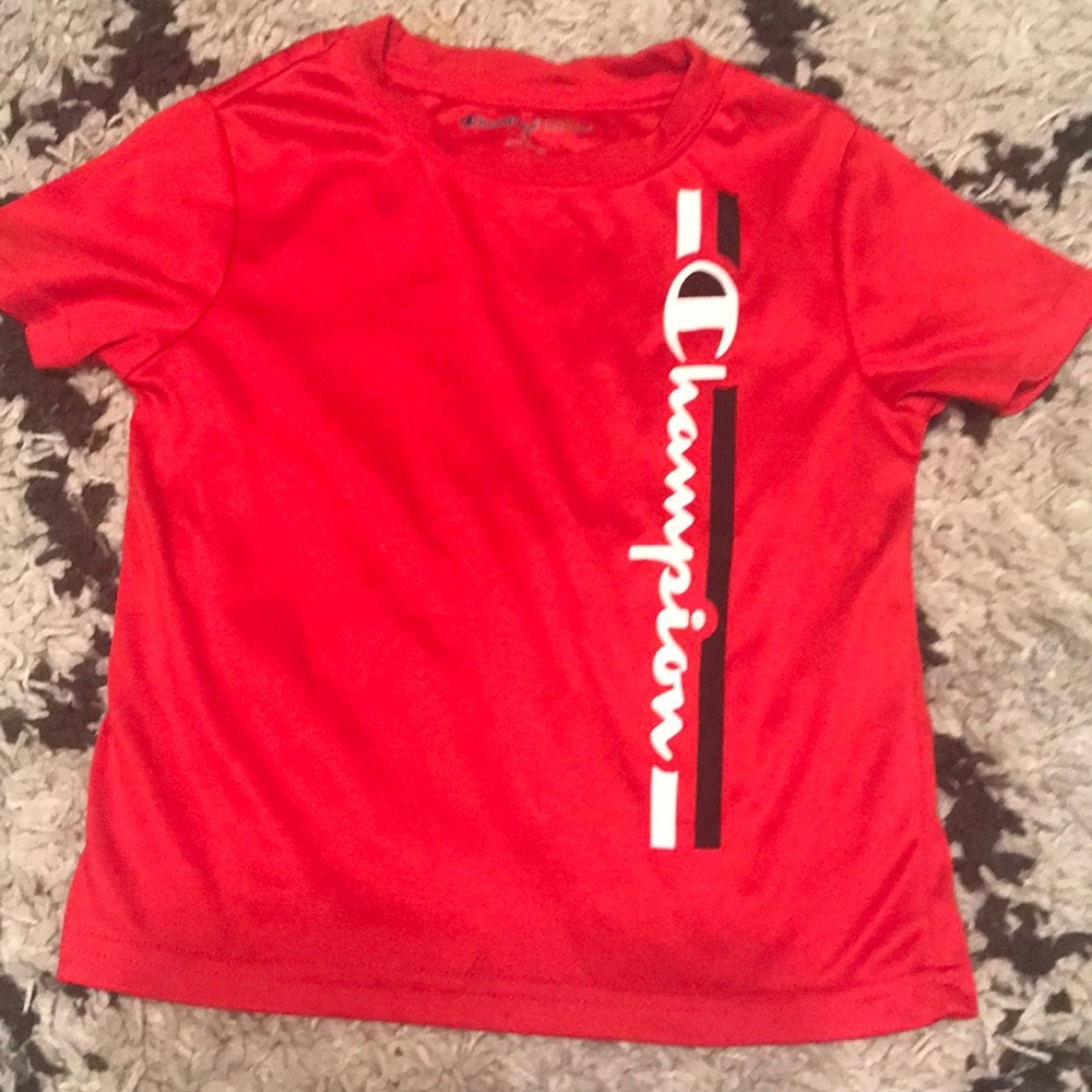 Like new boys champion tee